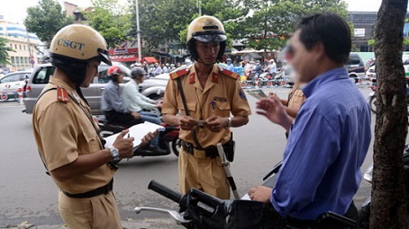 cảnh sát giao thông