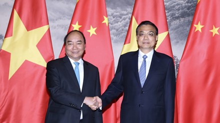 Thủ tướng Trung Quốc Lý Khắc Cường đón Thủ tướng Nguyễn Xuân Phúc
