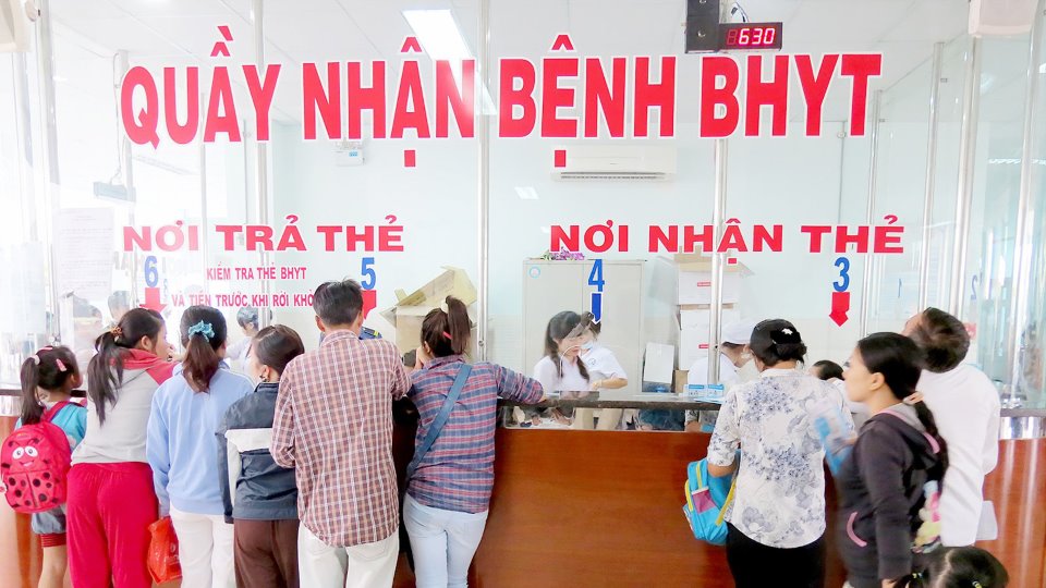 Nhấn vào ảnh để phóng to Mức hưởng BHYT khi đi khám, chữa bệnh đúng tuyến, trái tuyến
